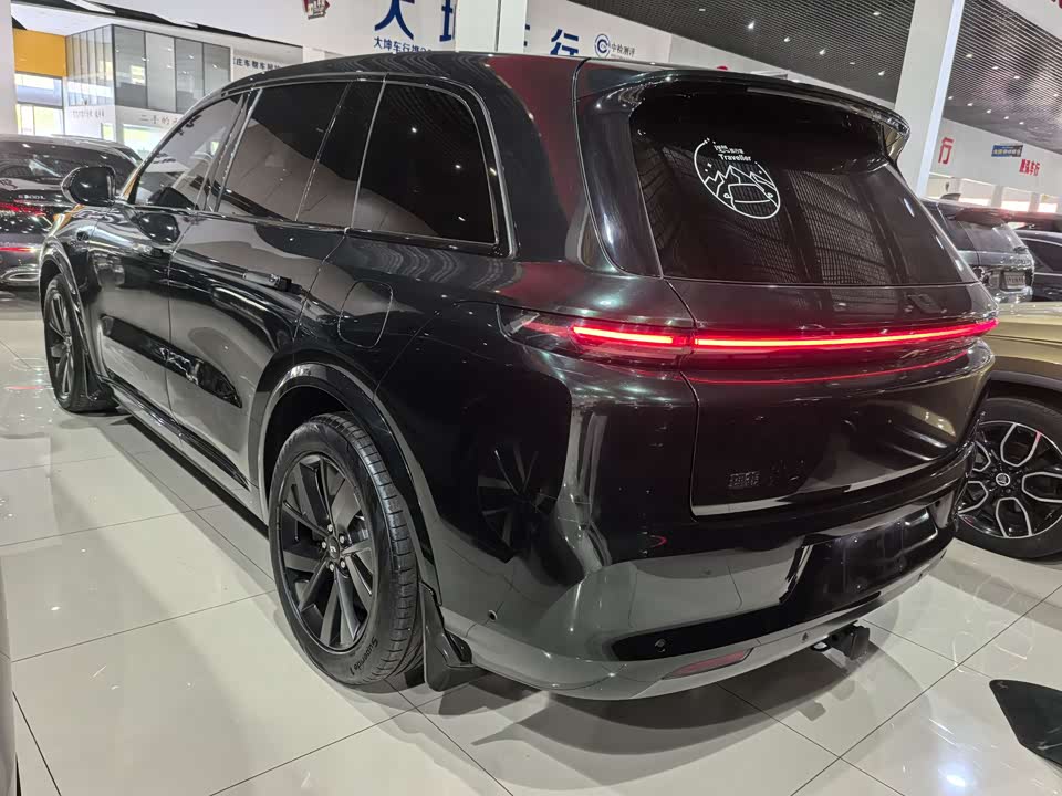 Li Auto Ideal L8