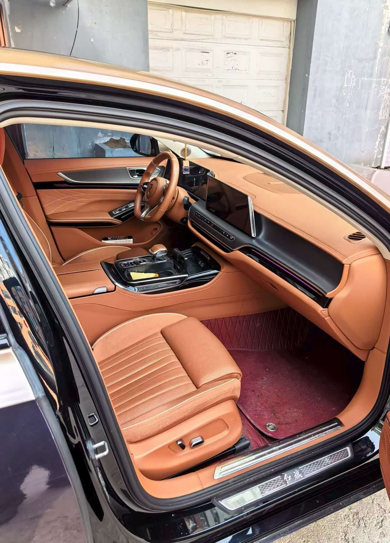 Hongqi H9, 2025 3