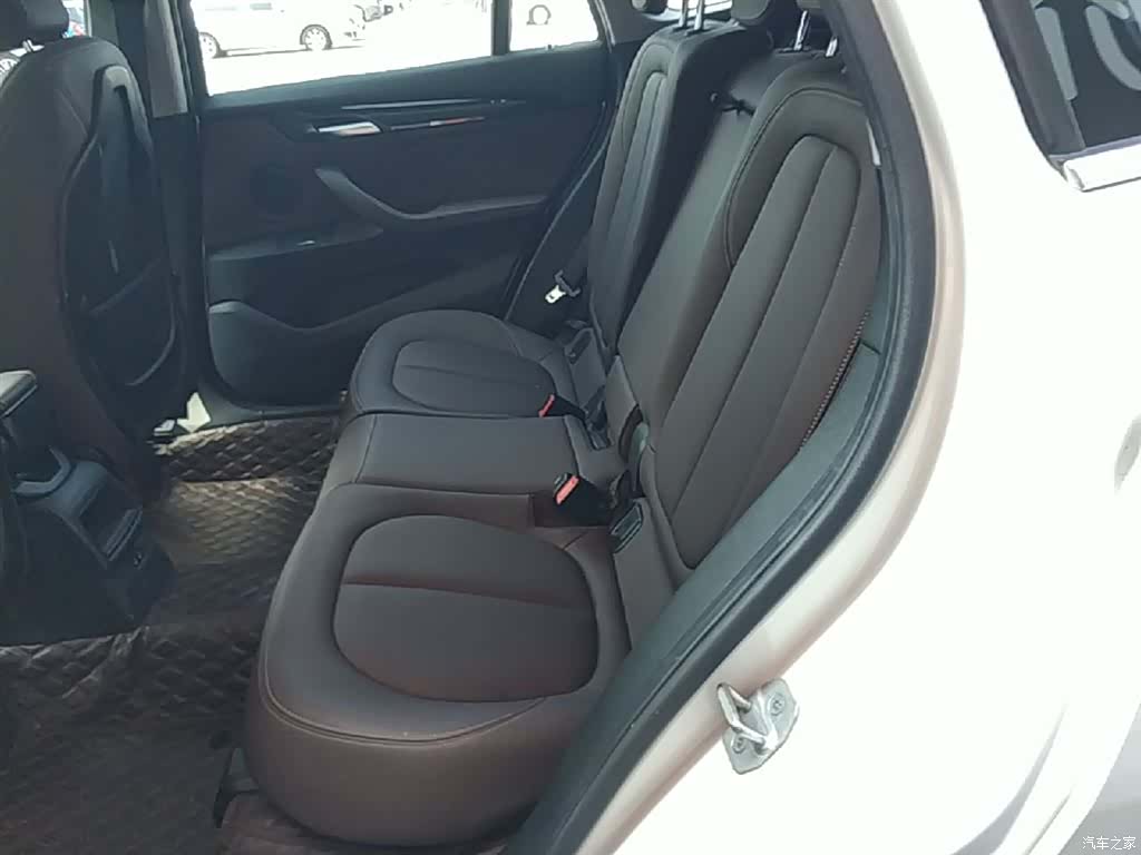 BMW X1, 2020 13