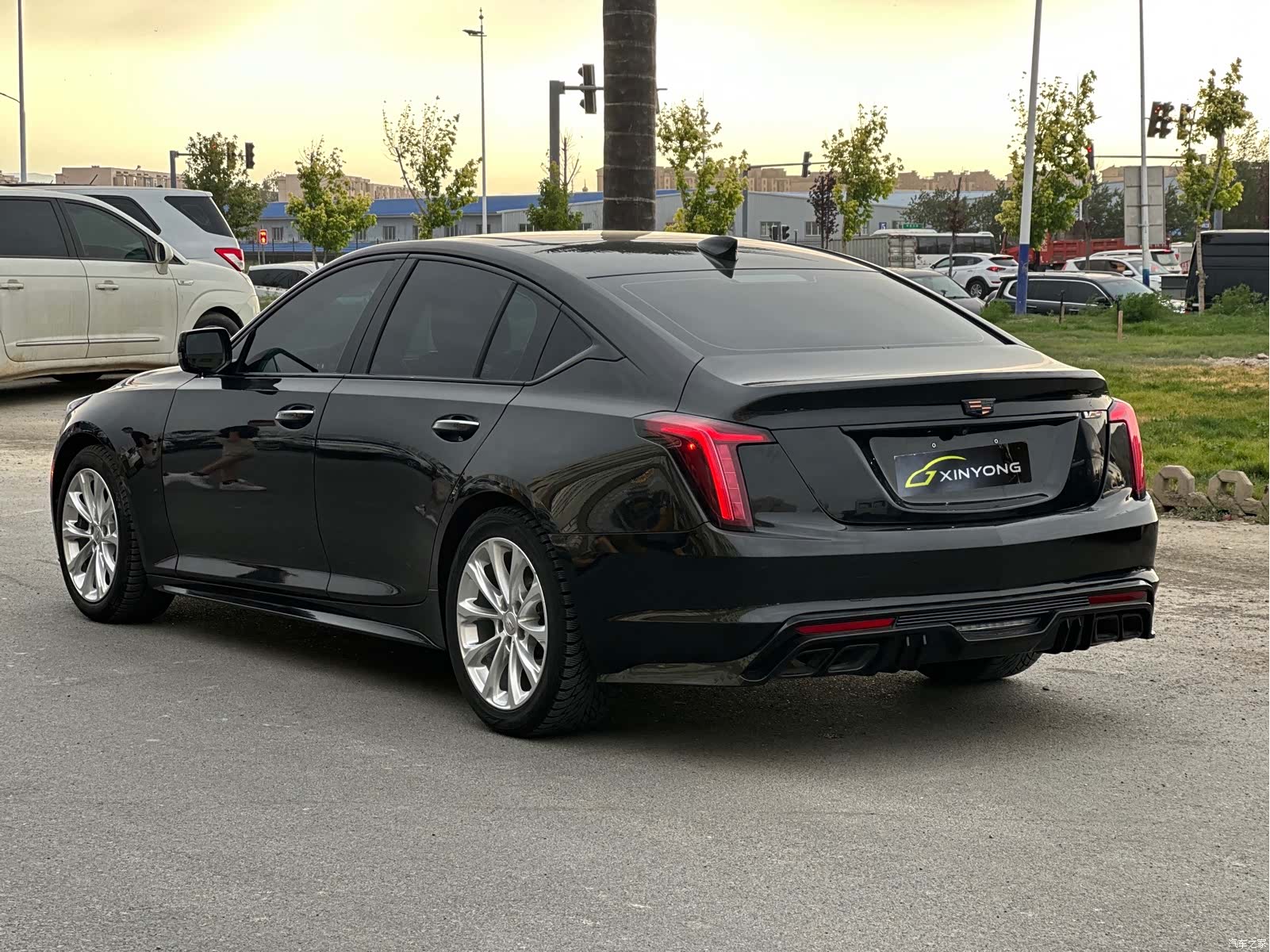 Cadillac CT5, 2022 все фото