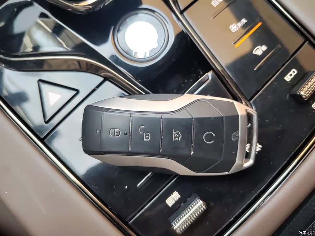 BYD Han, 2021 9