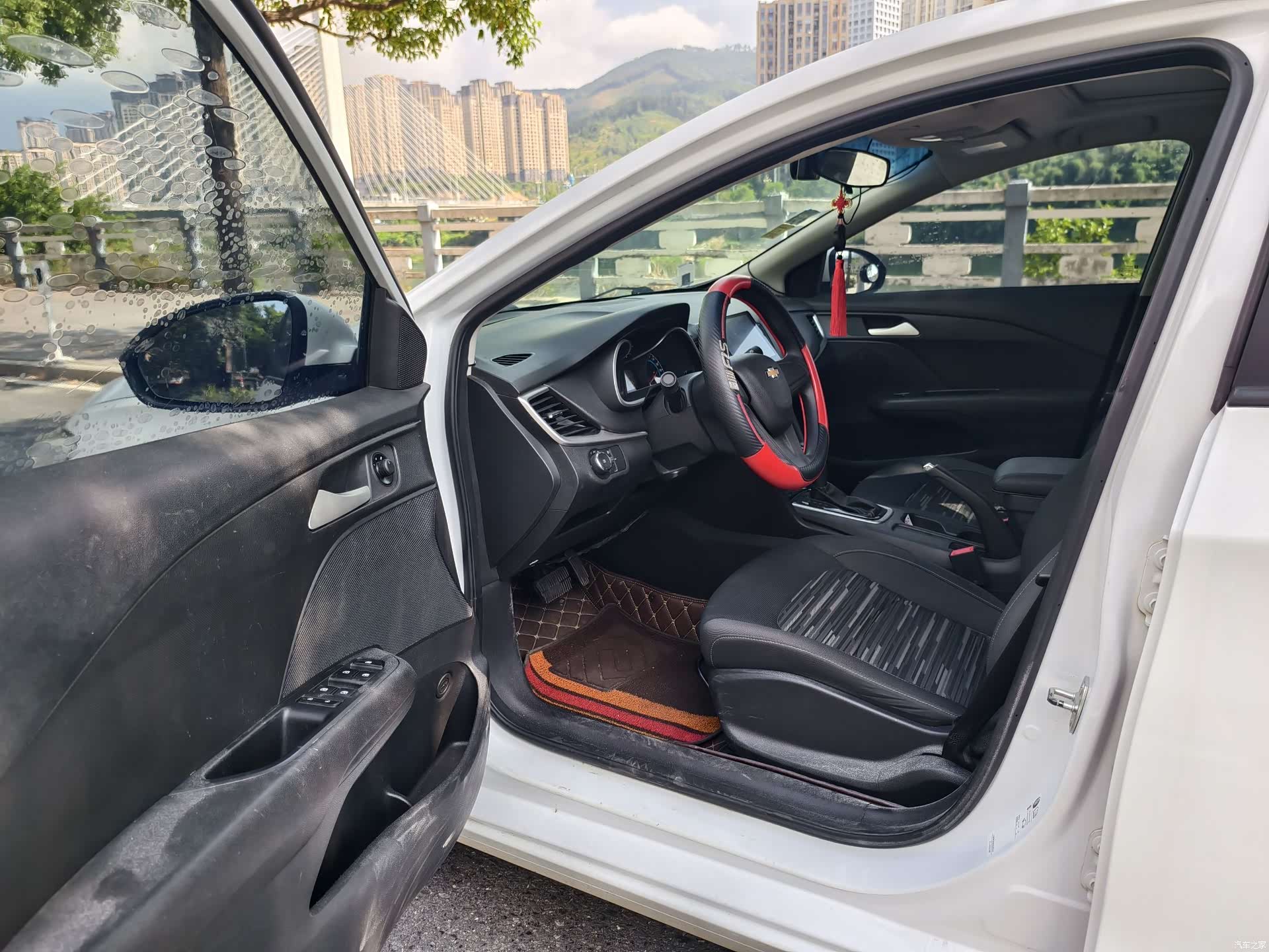 Chevrolet 320, 2019 8