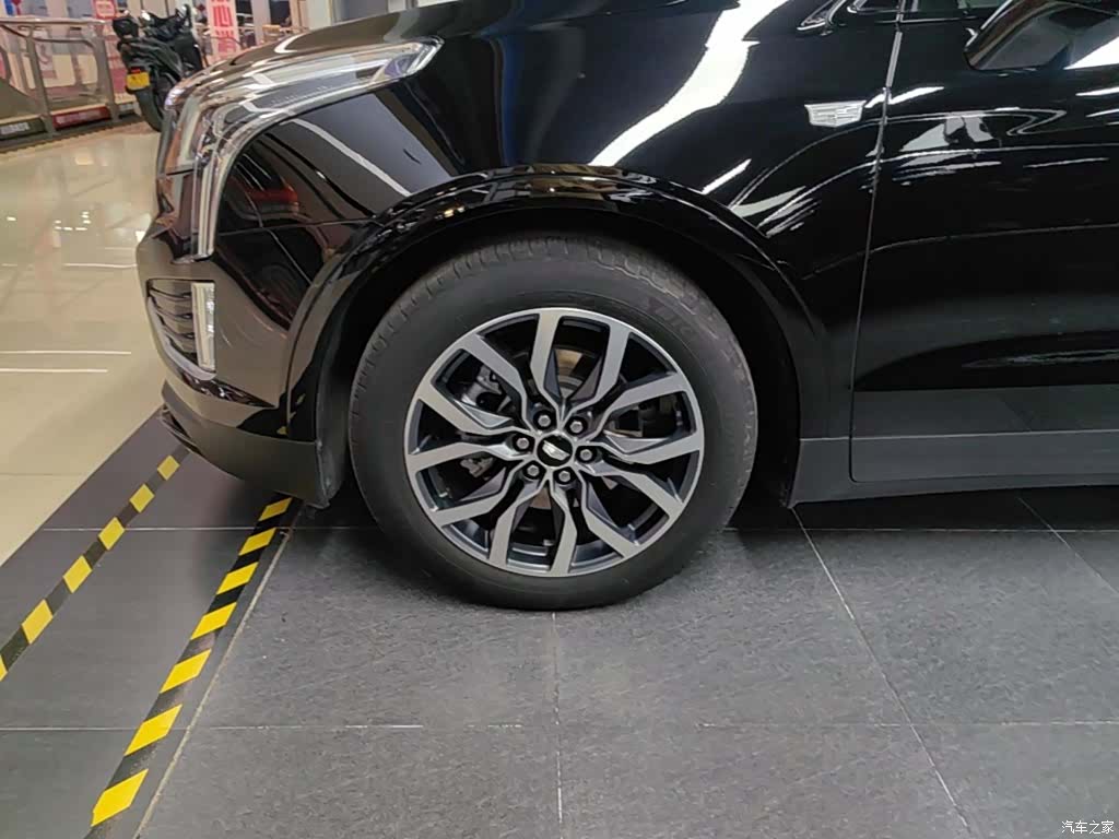 Cadillac XT5, 2023 23