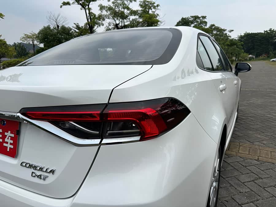 Toyota Corolla 2024, фото 10