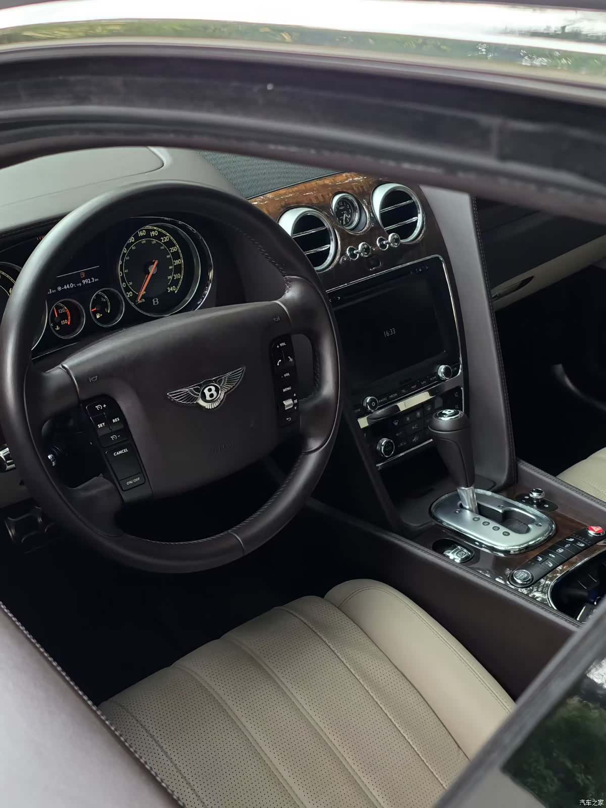 Bentley Flying Spur, 2016 17