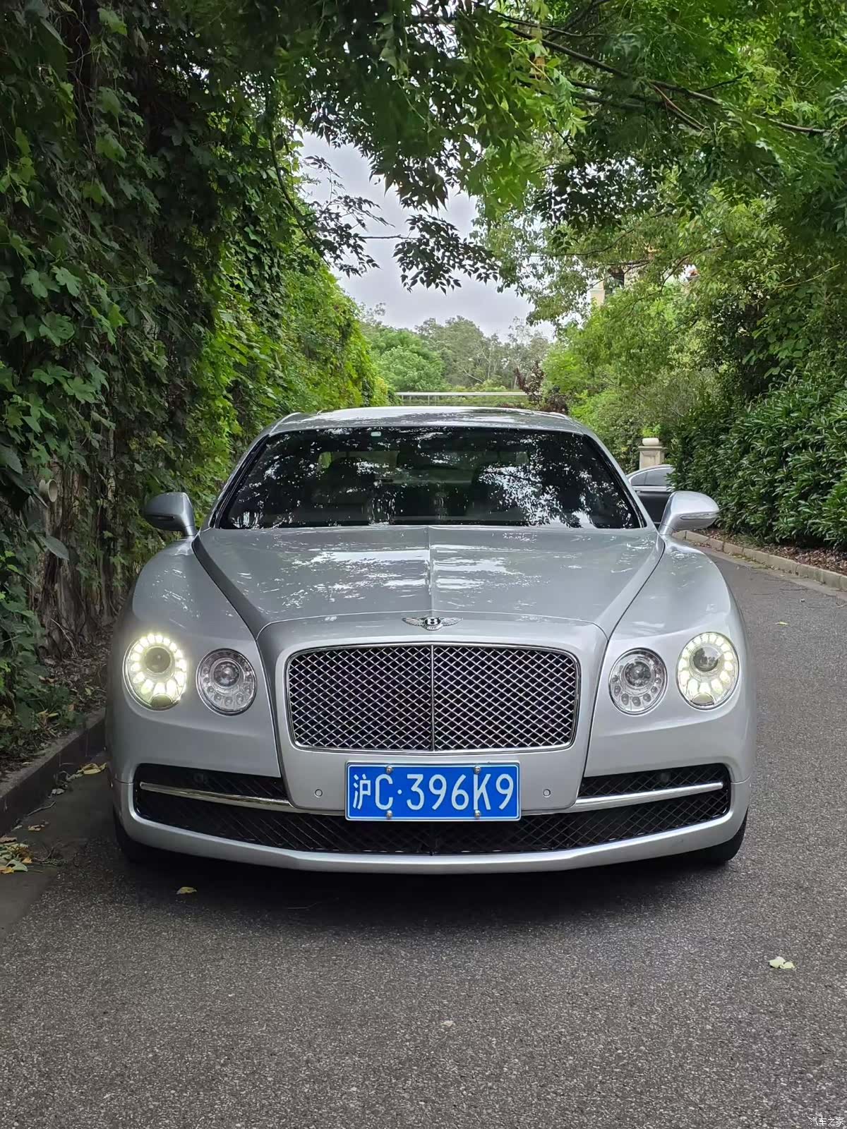 Bentley Flying Spur, 2016 2