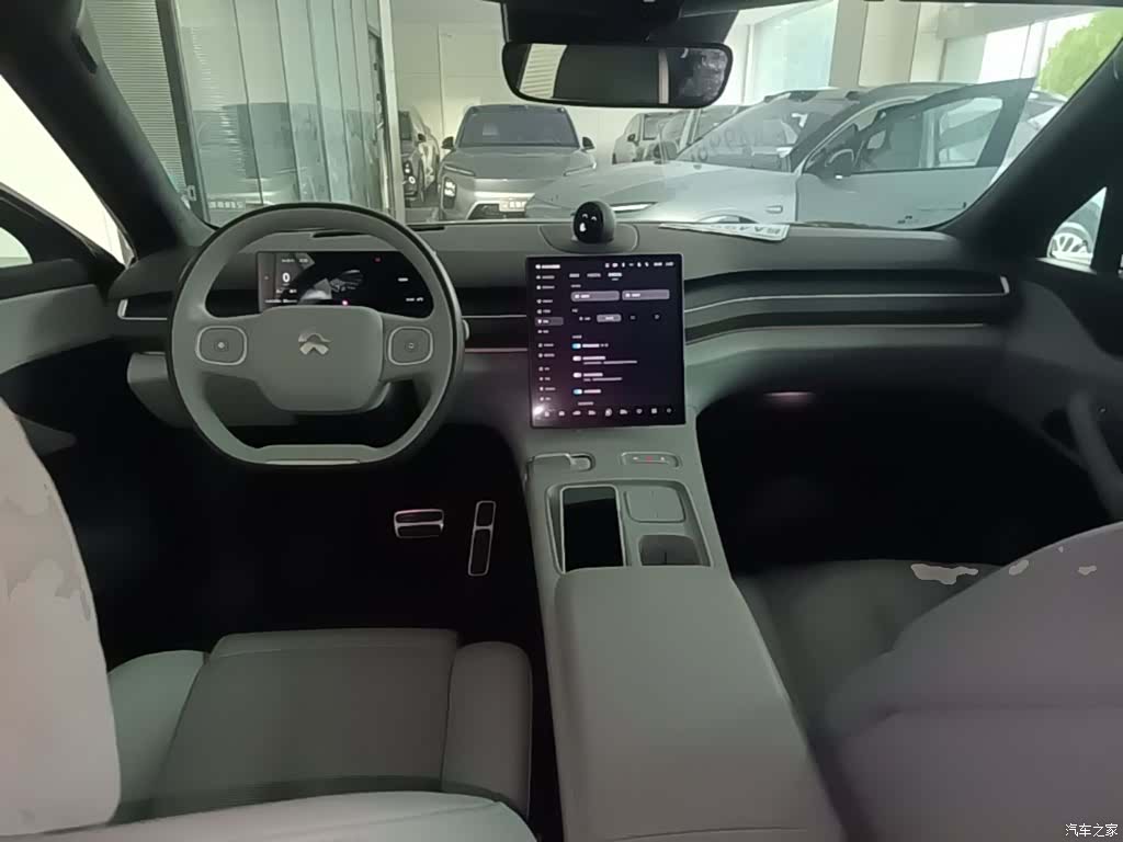 NIO ES8, 2024 10