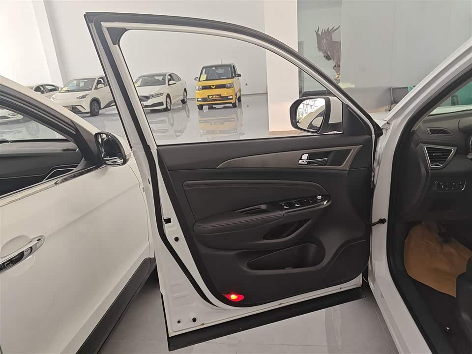 Changan CS75