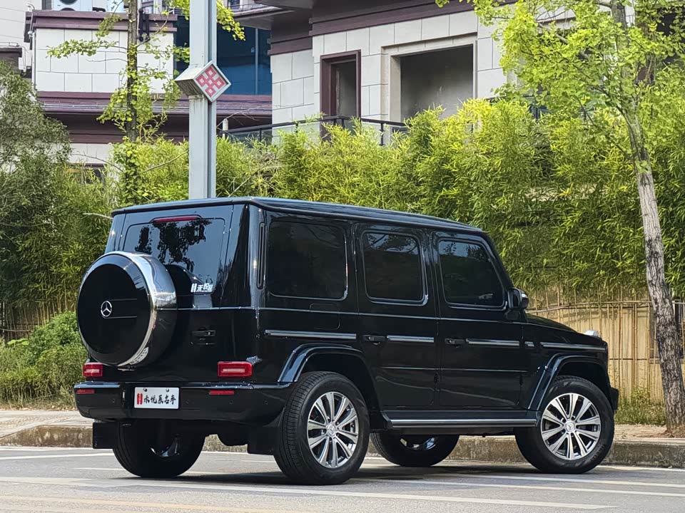 Mercedes-Benz G-class