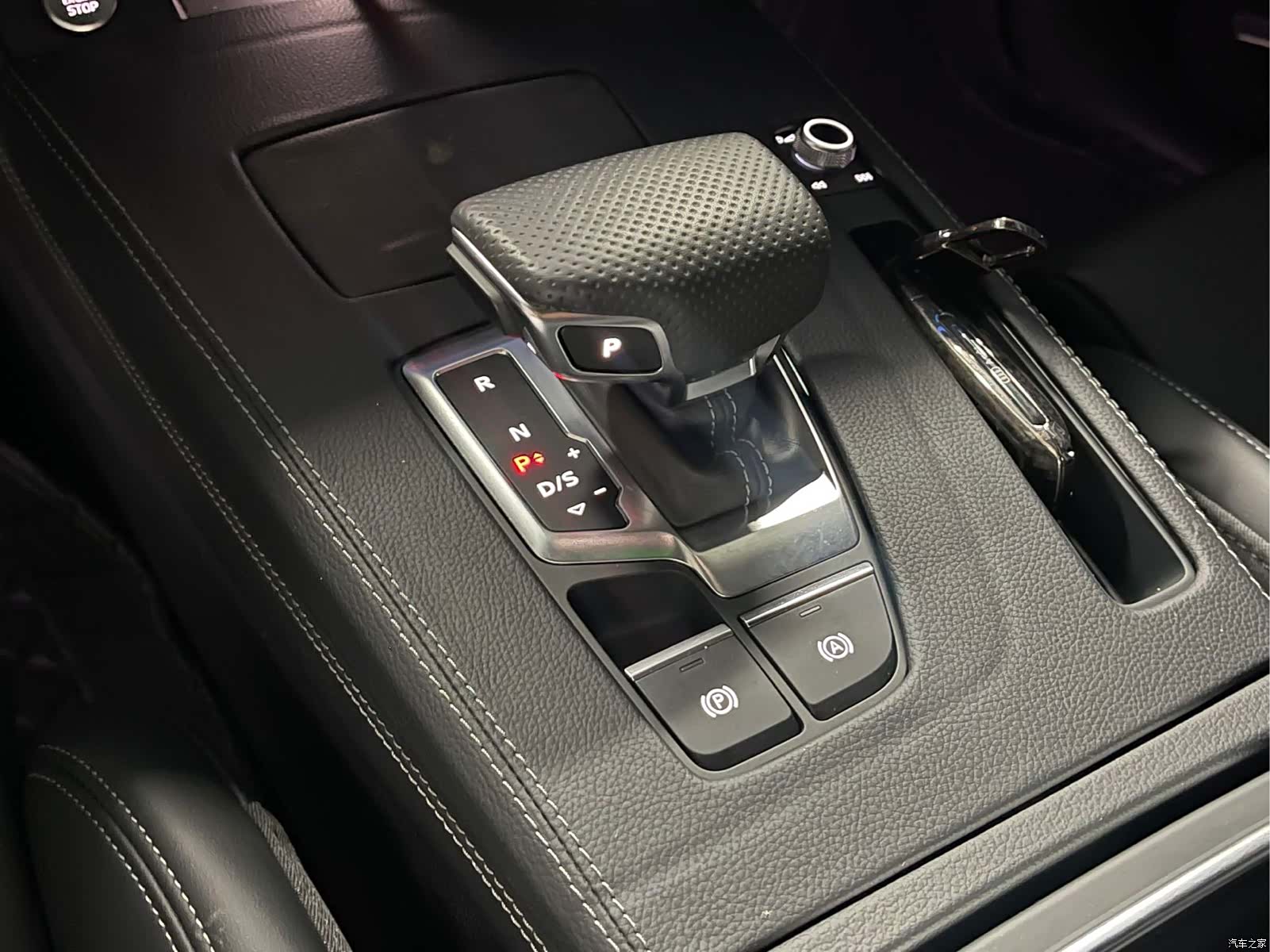 Audi Q5L, 2025 14