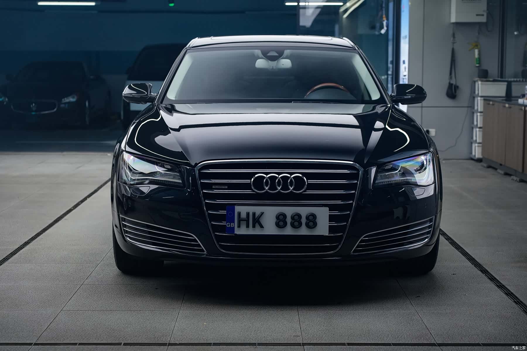 Audi A8L, 2013 1