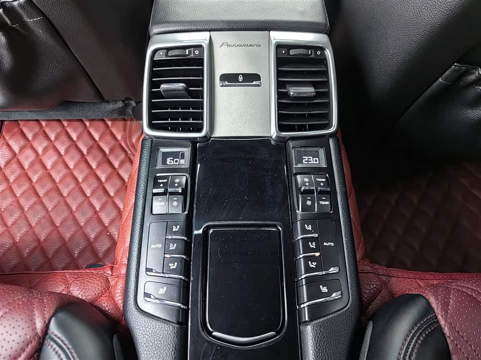 Porsche Panamera Porsche Panamera