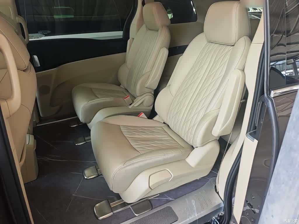 Buick GL8, 2023 17