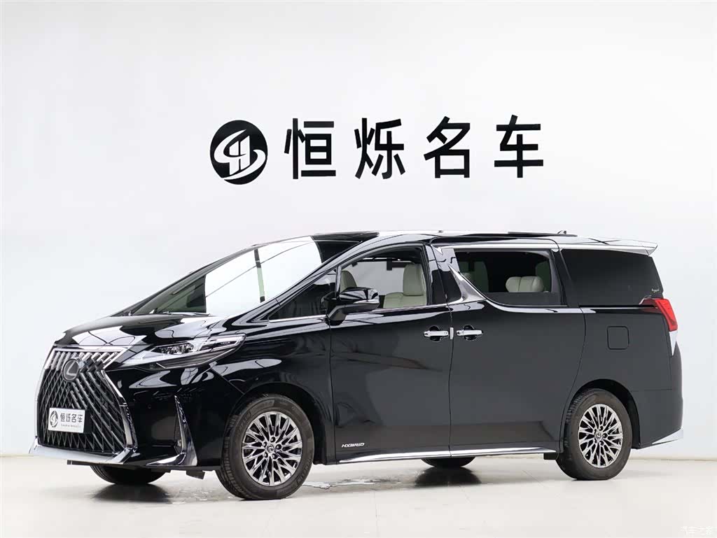 Lexus LM, 2022 1