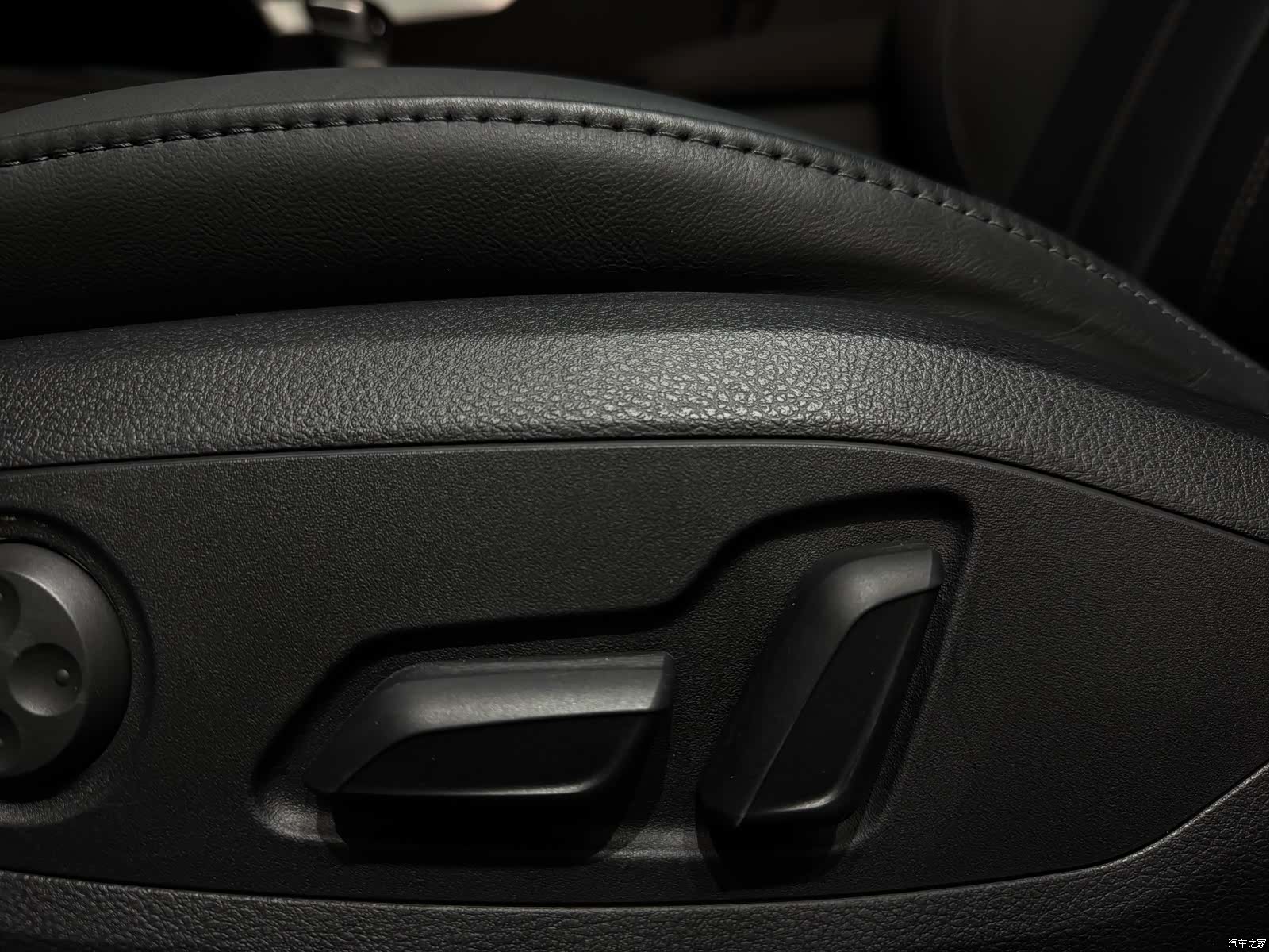 Audi A4L, 2021 14