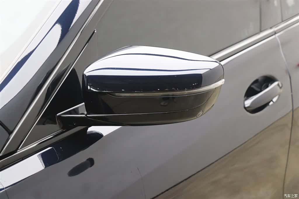 BMW 6 Series GT, 2024 26