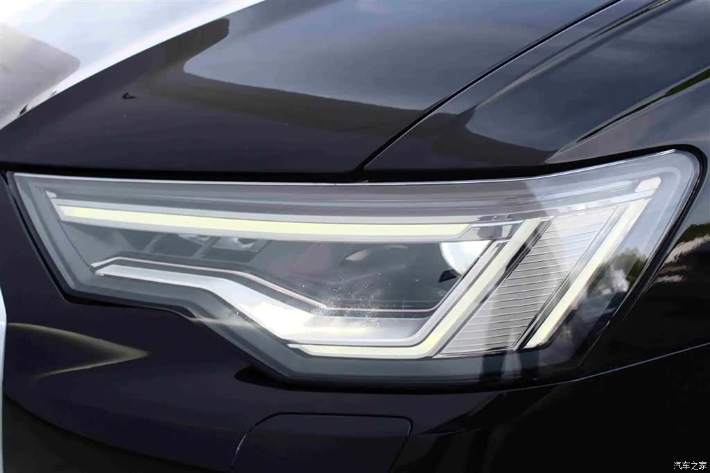 Audi A6L, 2020 11