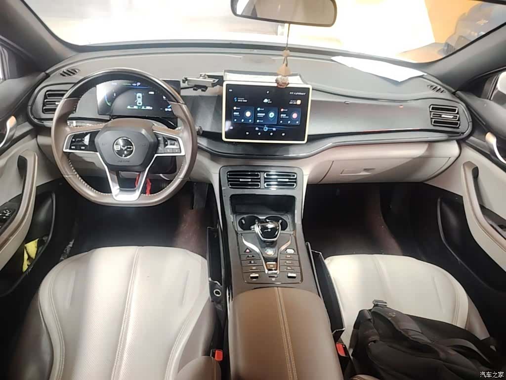 BYD Qin, 2023 10