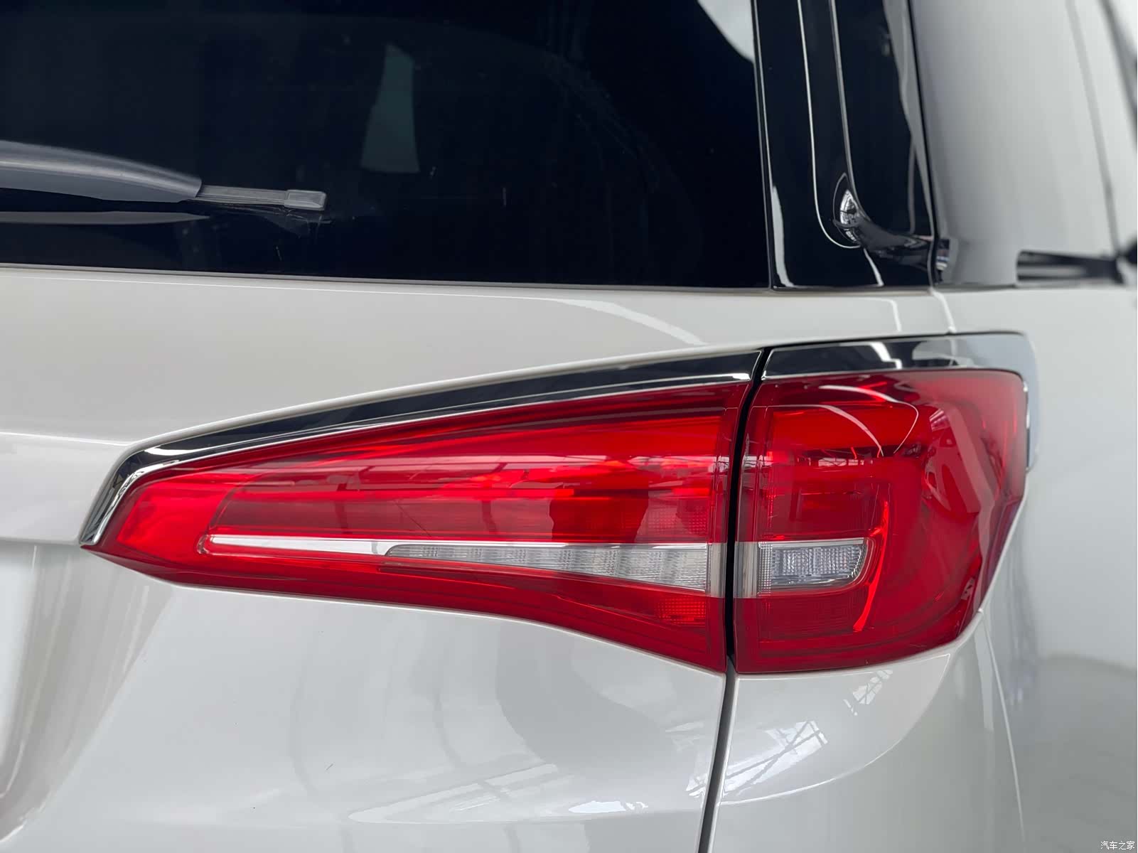 Buick GL8, 2019 30