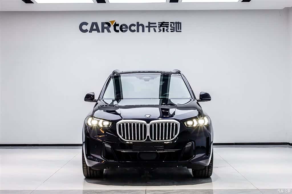 BMW X5, 2025 2