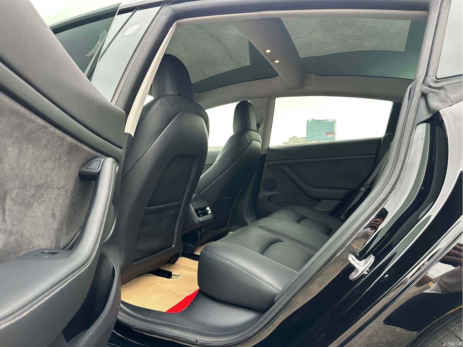 Tesla Model 3, 2023 6