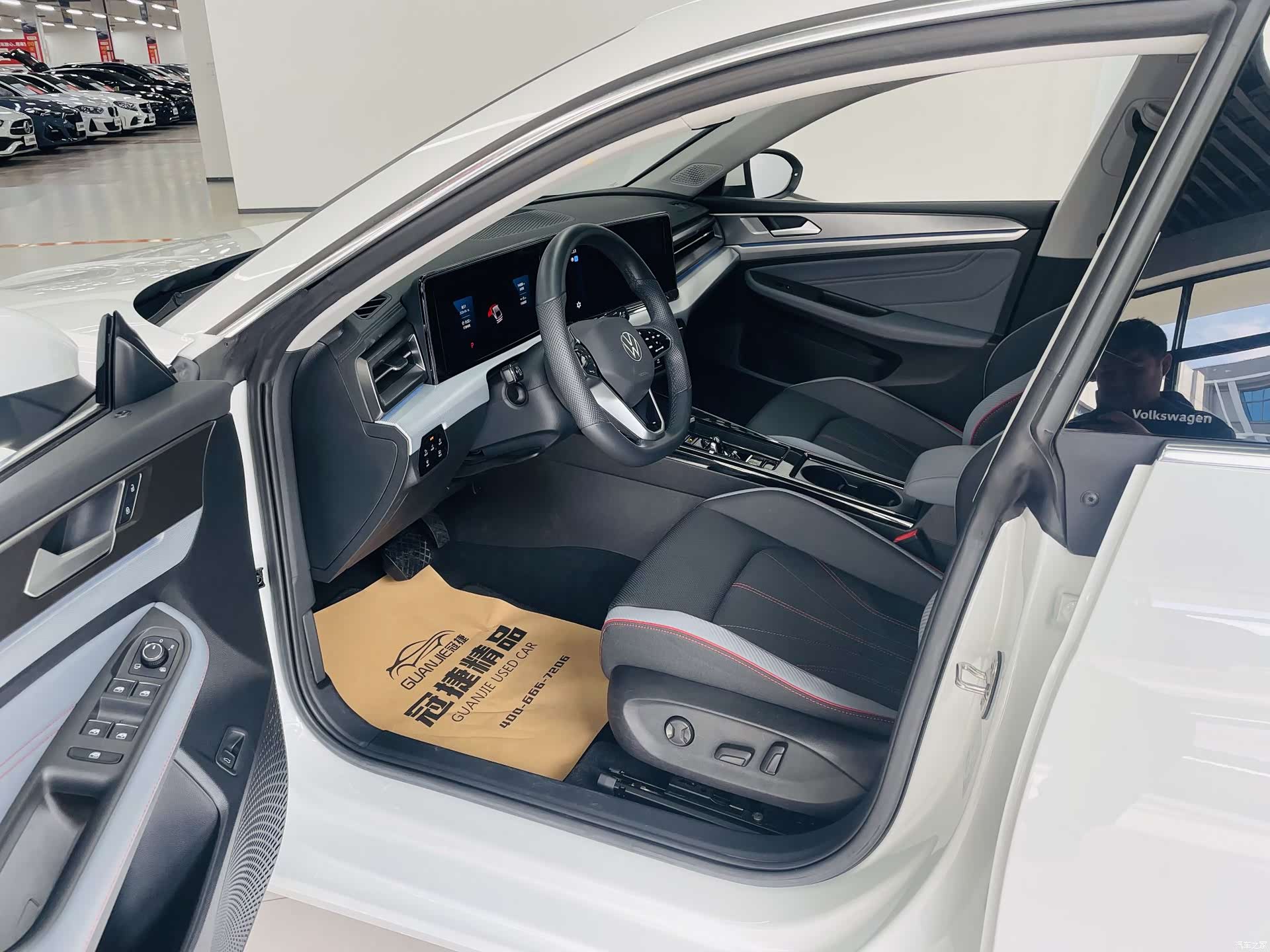 Volkswagen Lamando, 2024 4