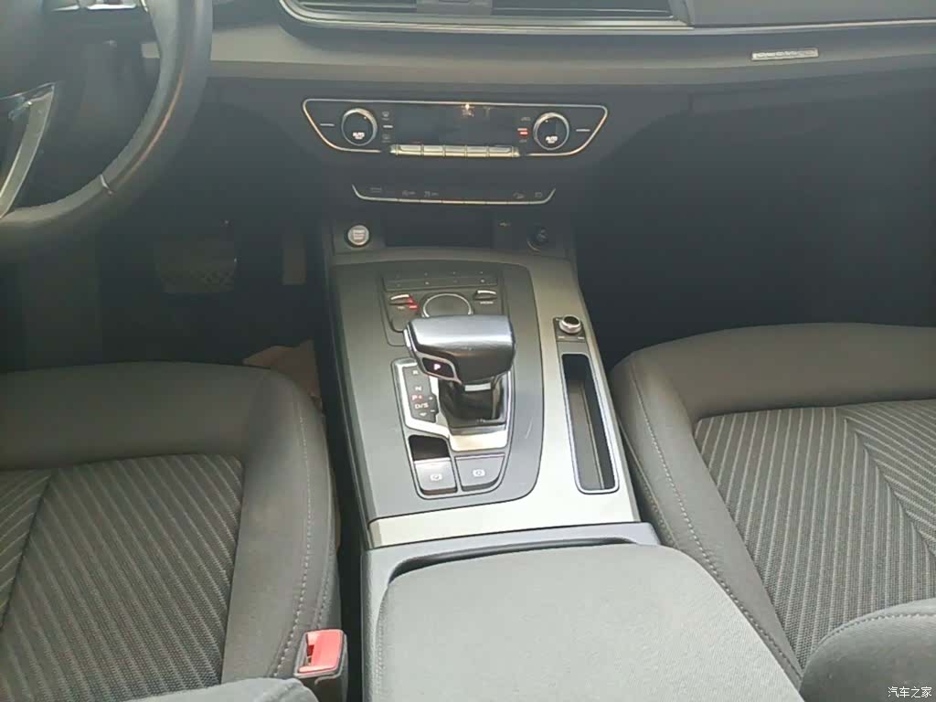 Audi Q5L, 2019 14
