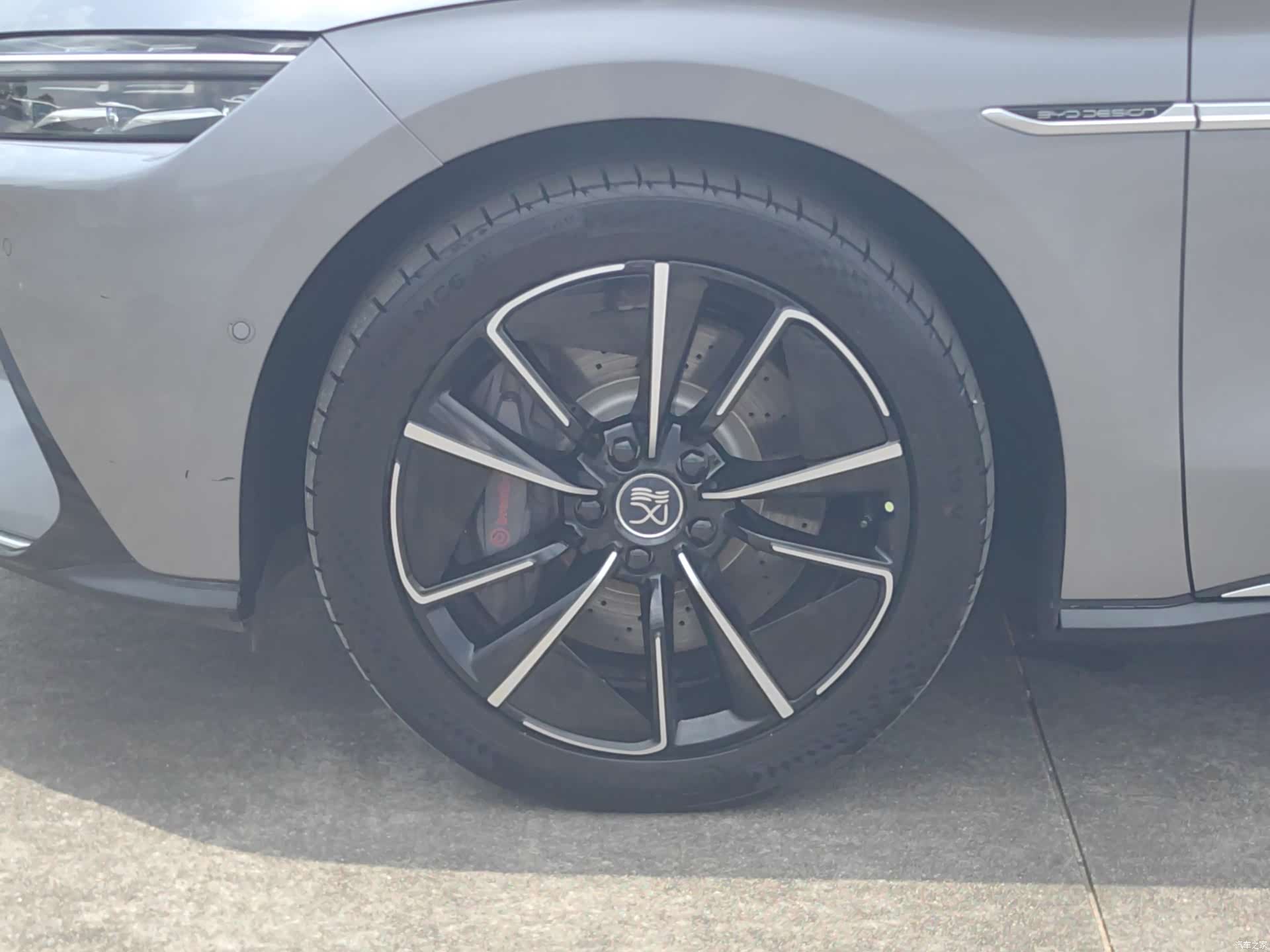 BYD Han, 2021 9