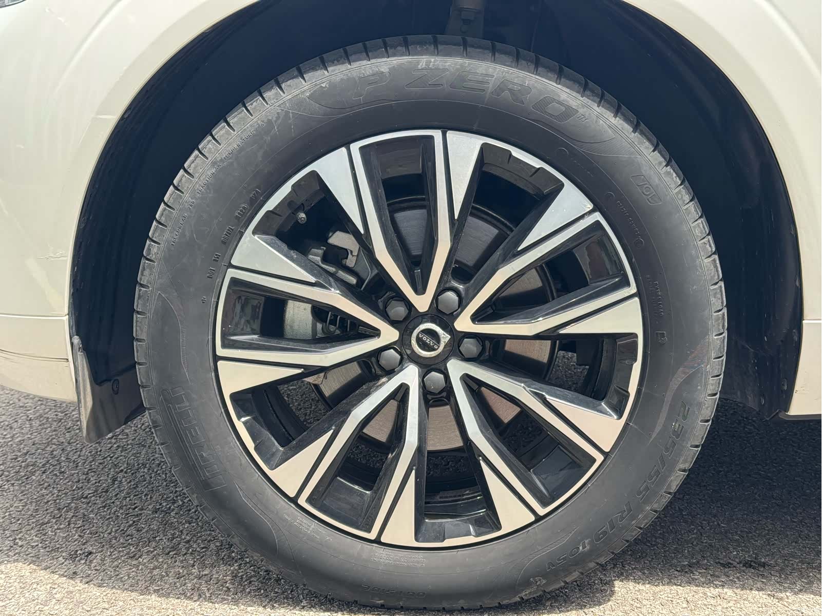 Volvo XC60, 2023 4
