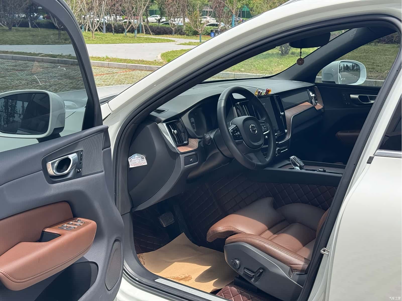 Volvo XC60, 2023 7