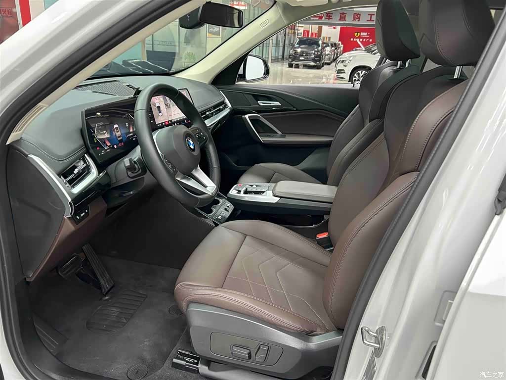 BMW X1, 2024 11
