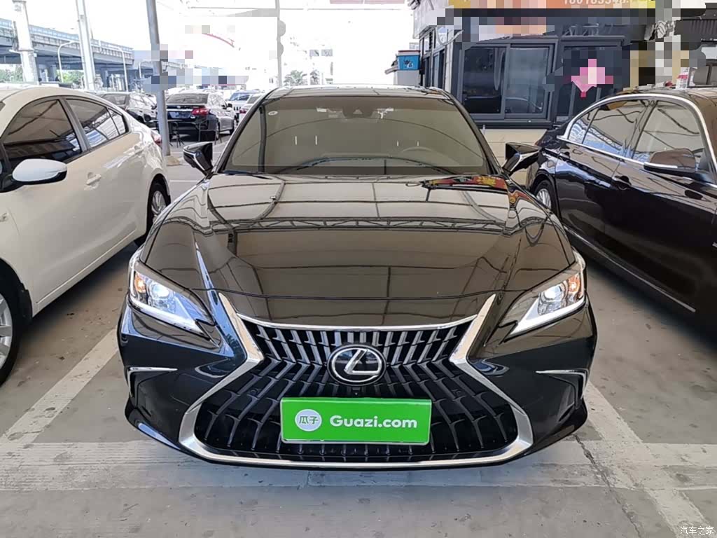 Lexus ES, 2024 3