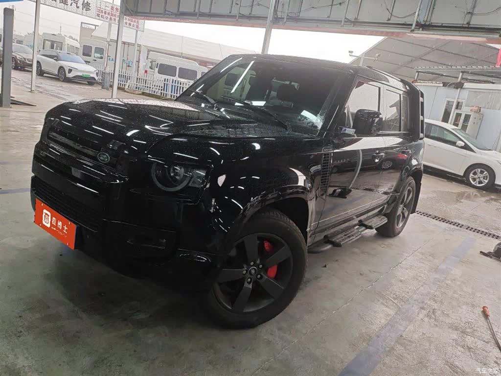 Land Rover Defender, 2025 2