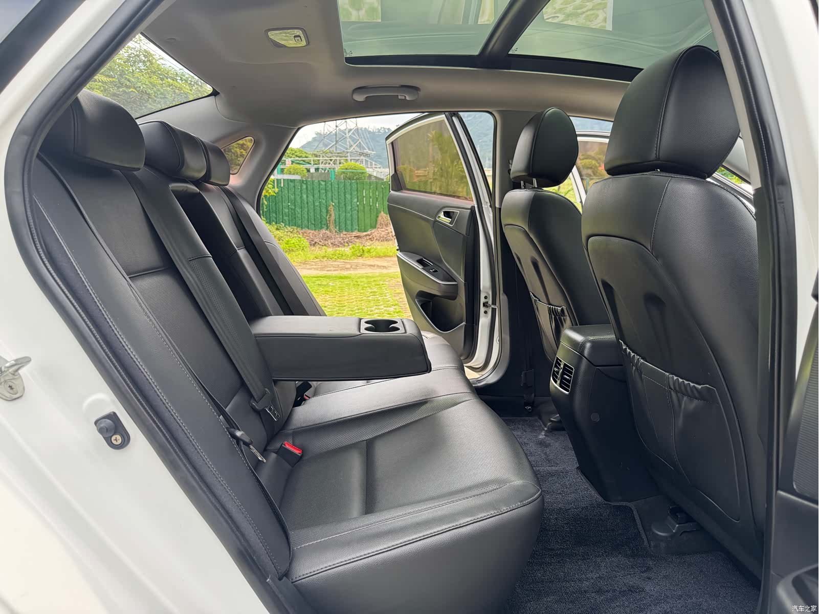 Hyundai GLS, 2018 14