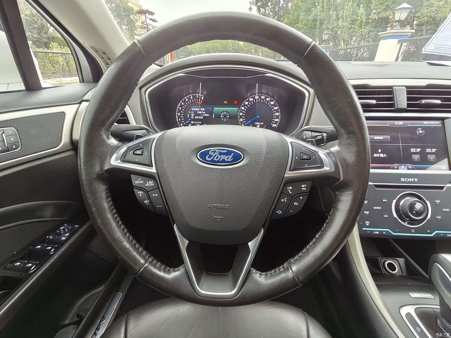 Ford Mondeo, 2014 14