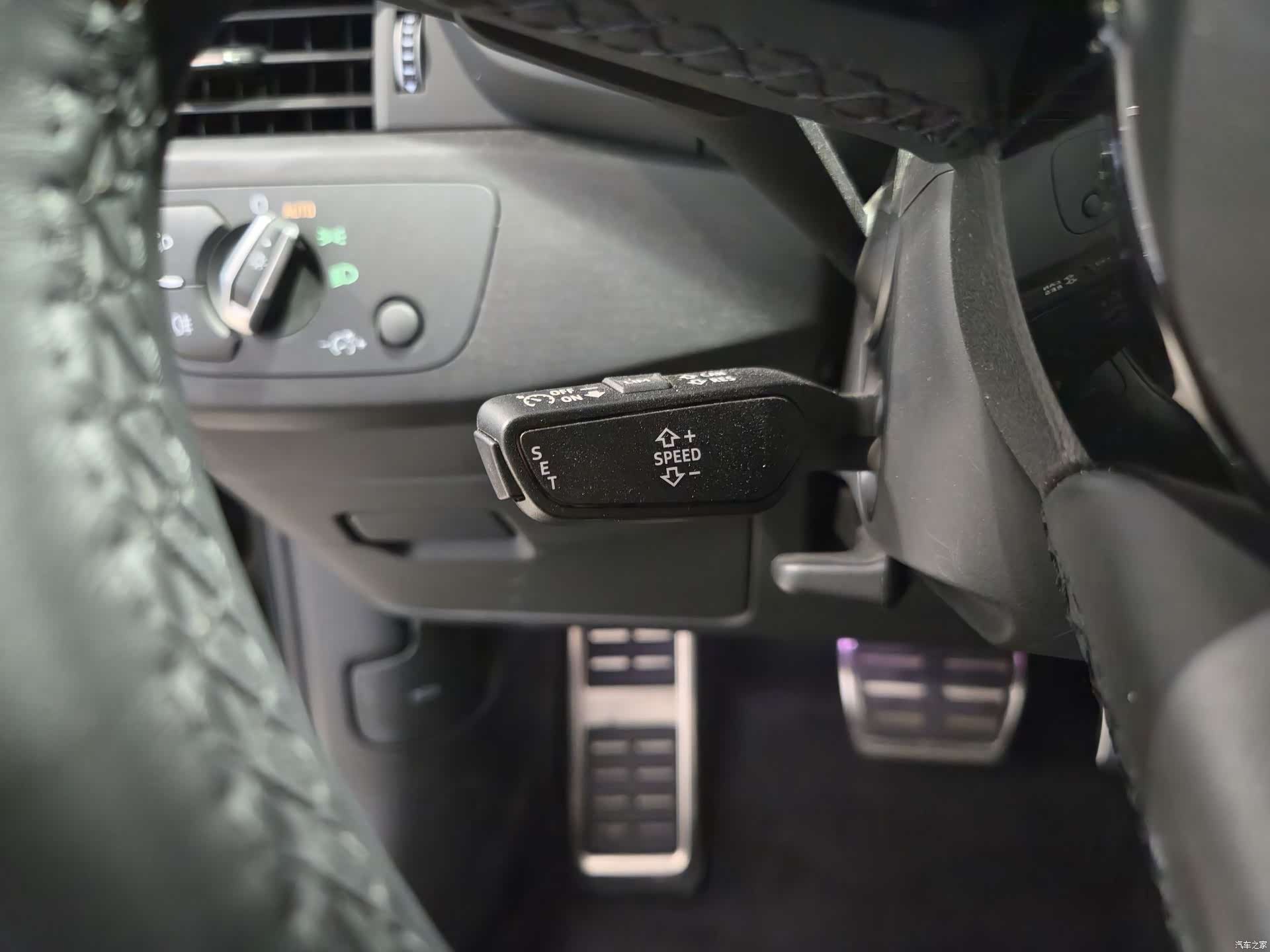 Audi A4L, 2024 10