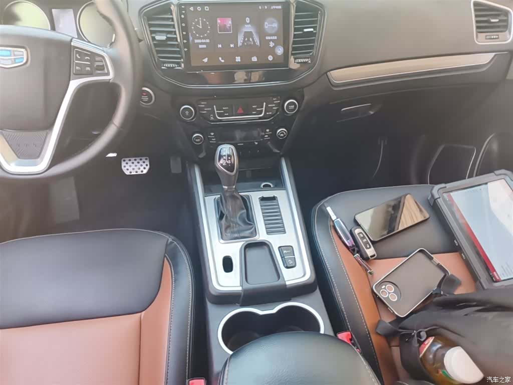 Geely X6, 2016 14