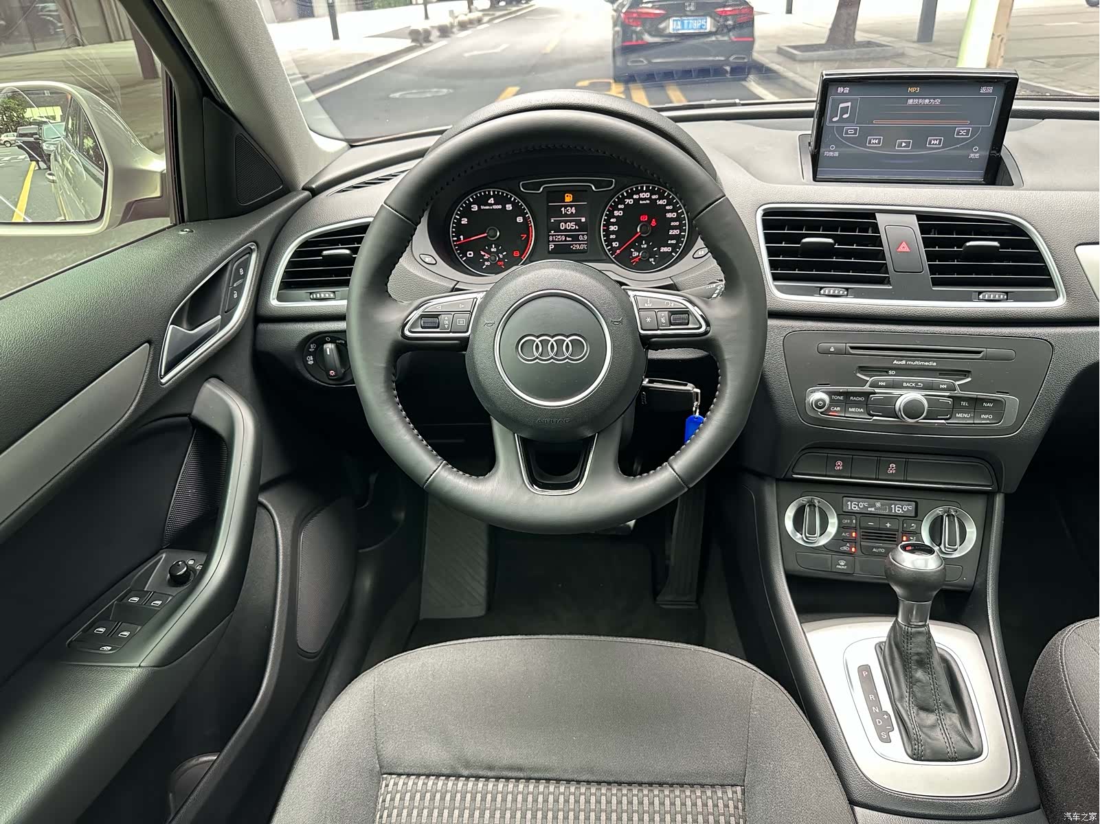 Audi Q3, 2015 13