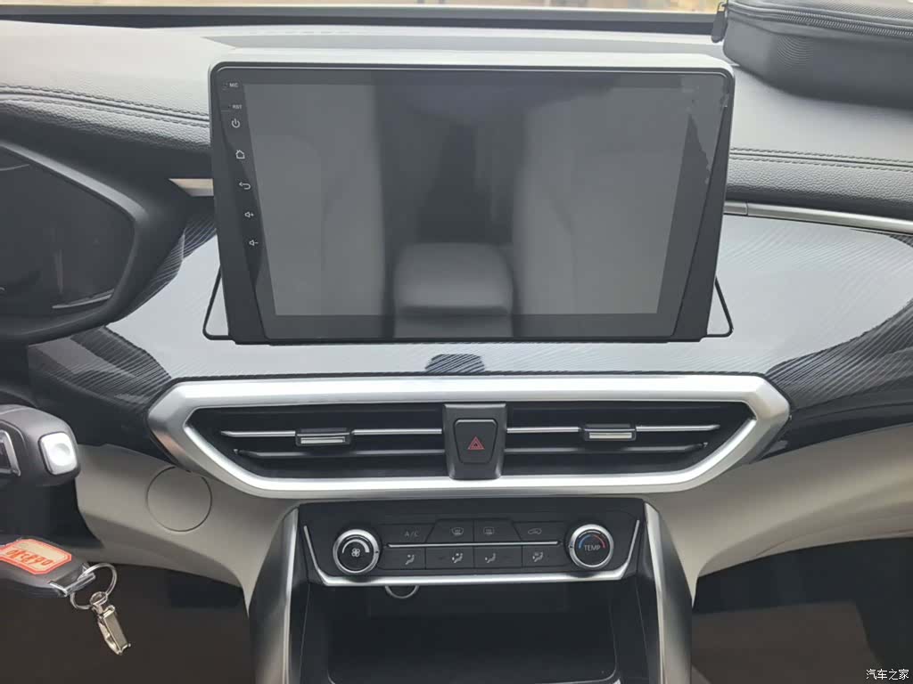 Maxus G50, 2025 14