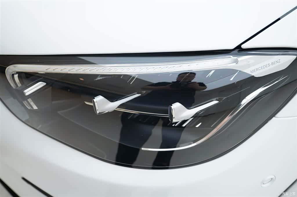 Mercedes-Benz E-Class, 2022 14