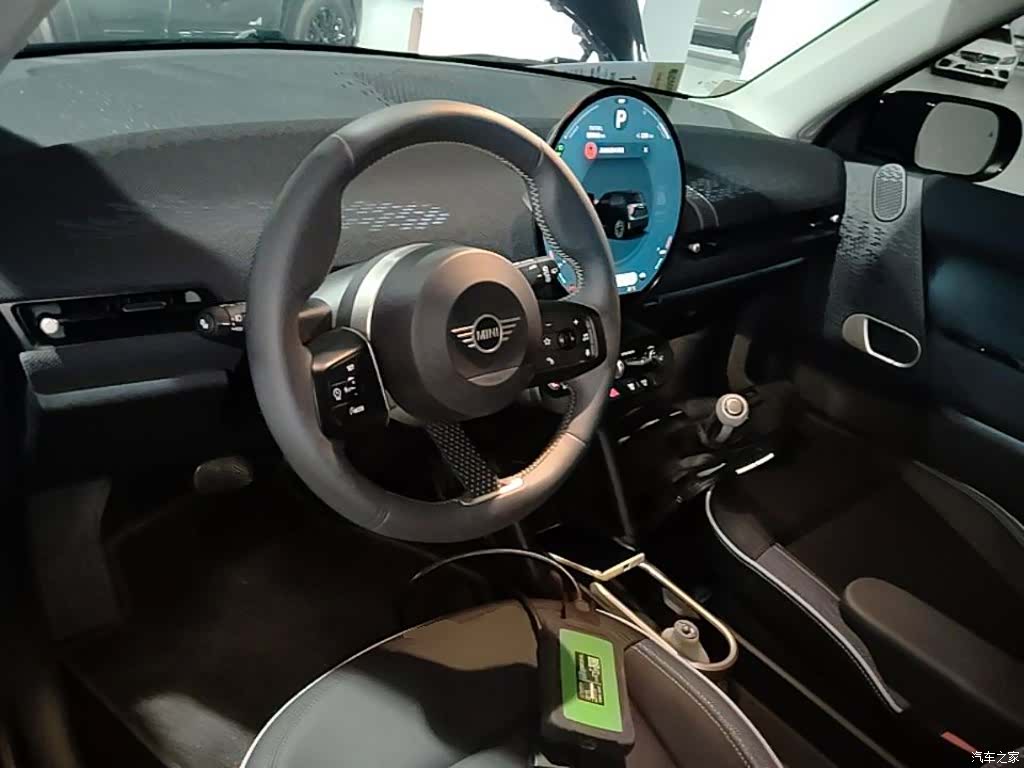 Mini Cooper, 2025 10