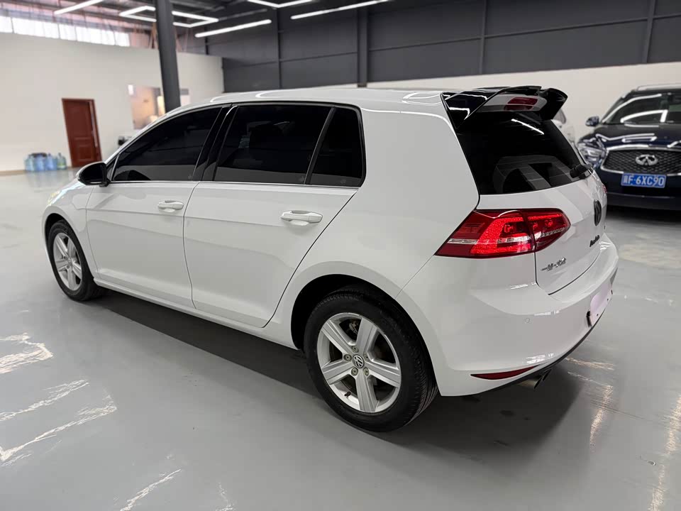 Volkswagen golf