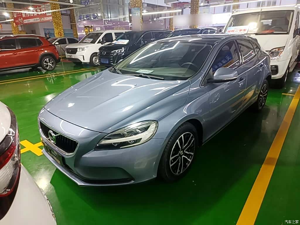 Volvo V40, 2019 2