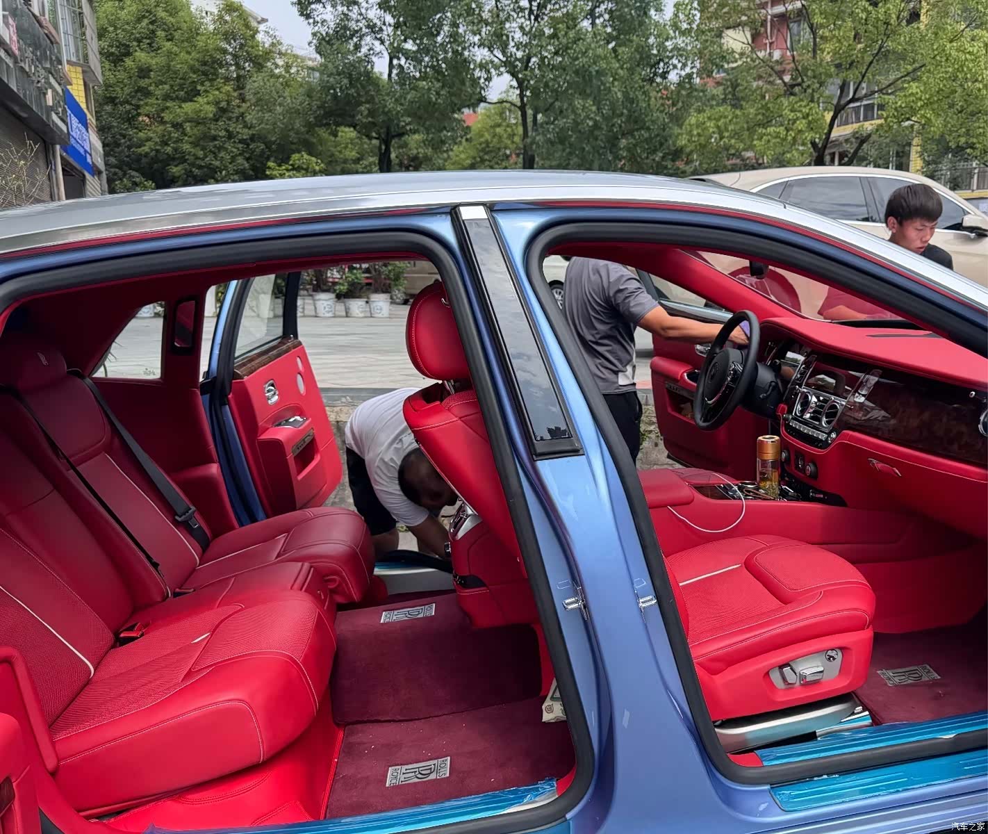 Rolls-Royce Ghost, 2014 4
