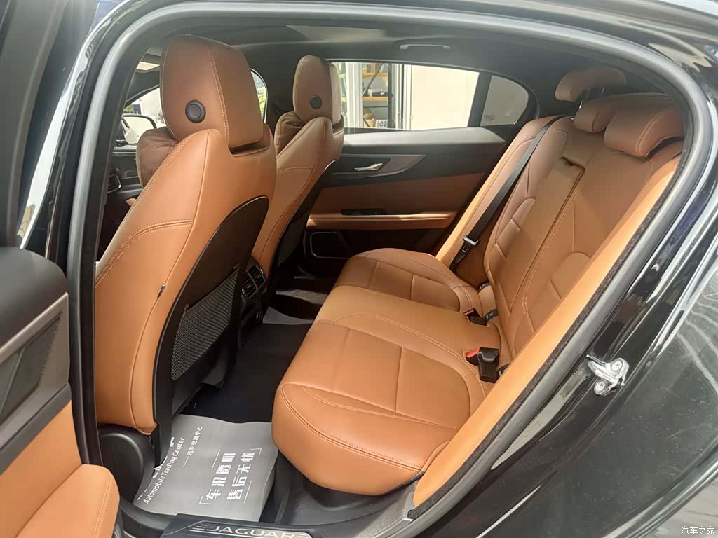 Land Rover XEL, 2021 8