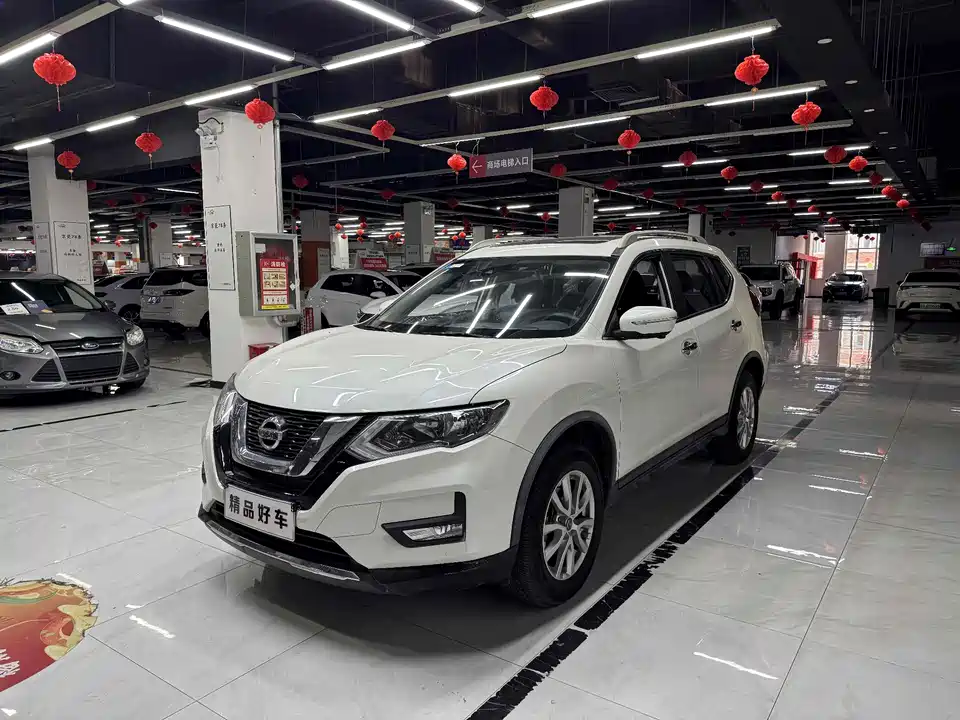 Nissan Qijun
