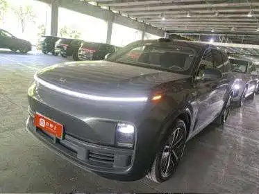 Li Auto Ideal L8