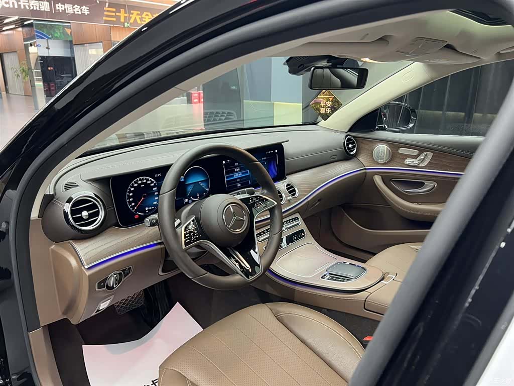 Mercedes-Benz E-Class, 2022 17