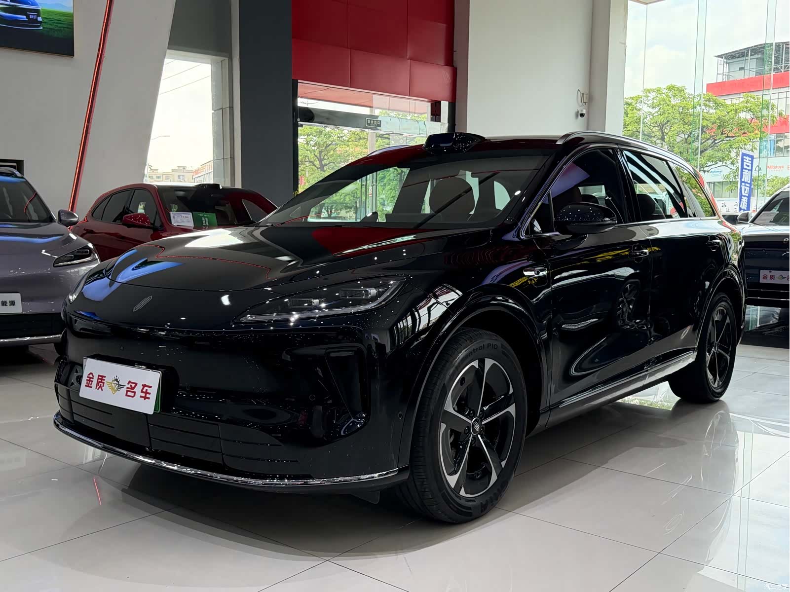 SAIC ShangJie H5, 2025 1