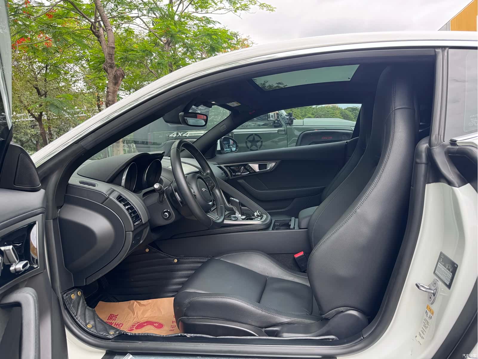 Jaguar F-TYPE, 2016 4